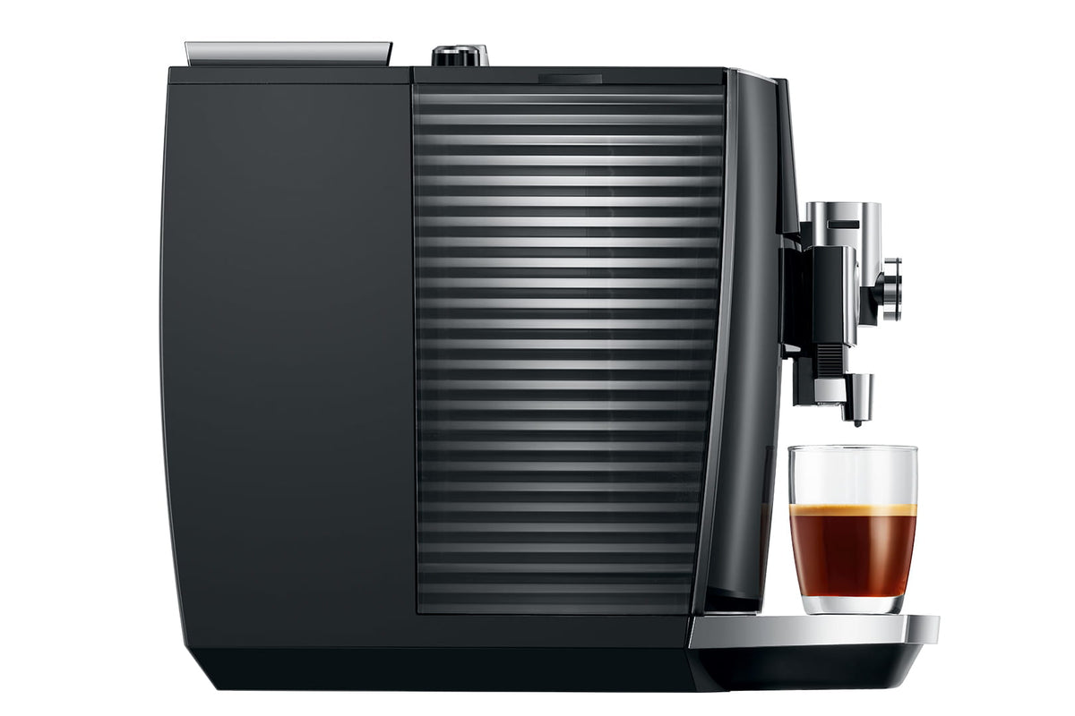JURA J8 twin Diamond Black EA – Rechte Seitenansicht